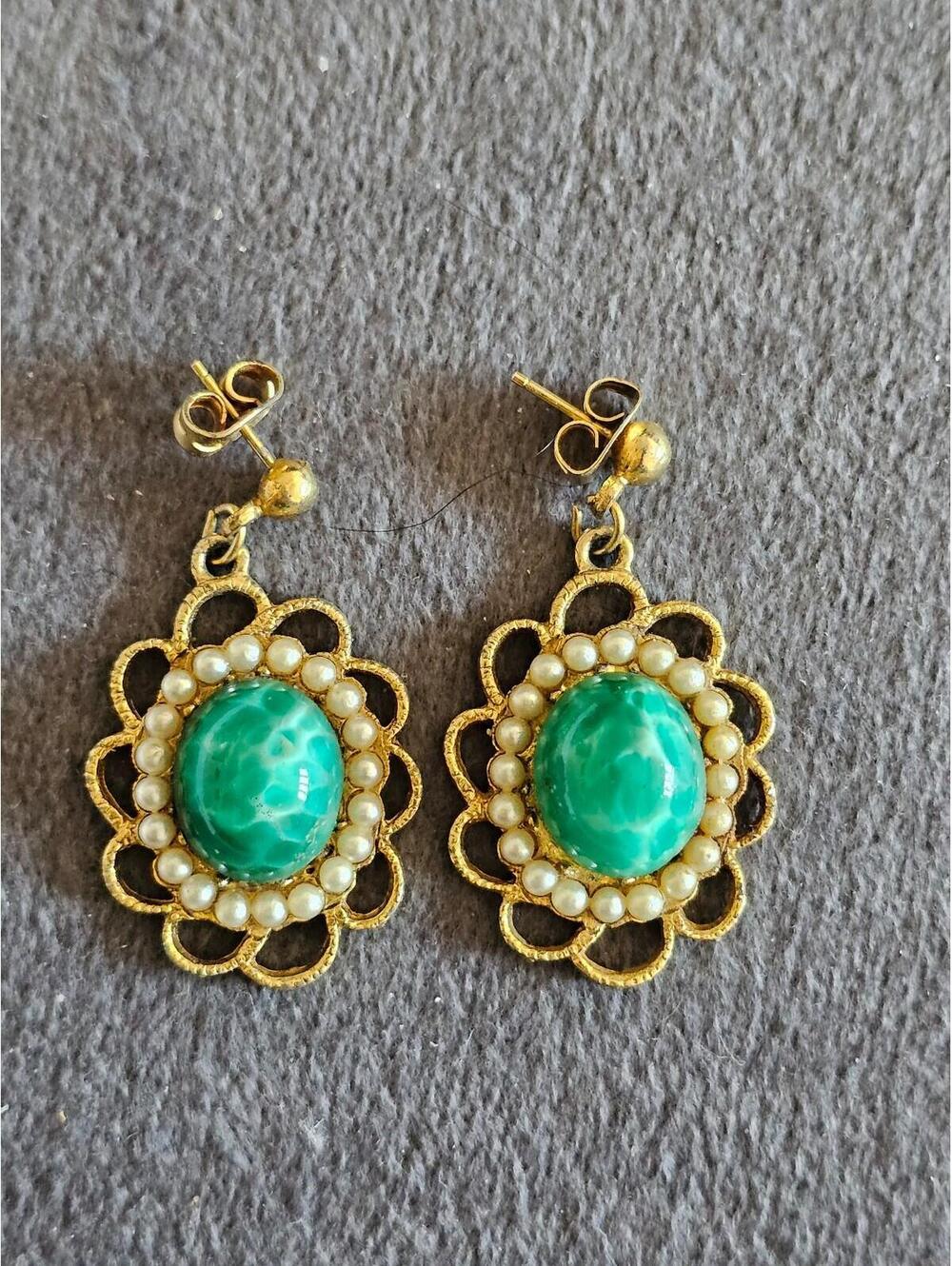 Vintage Gold And Green Earrings